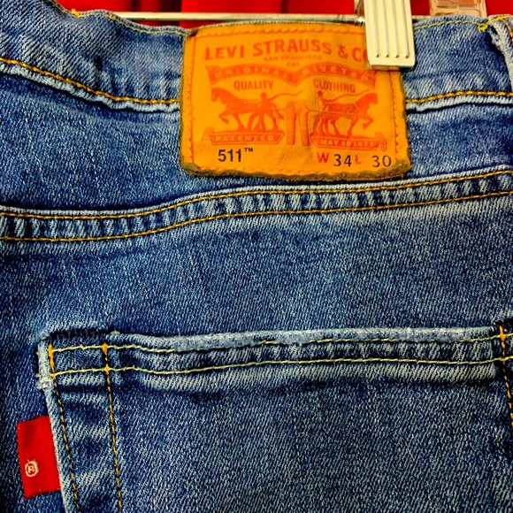 levi’s - Picture 2 of 3